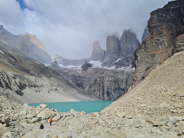 Majestic mountains with turquoise glacial lake.