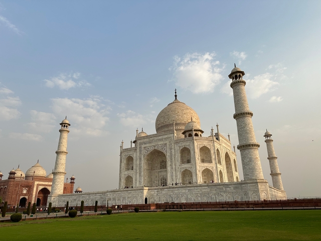 Clear view of the Taj Mahal with a blue sky.