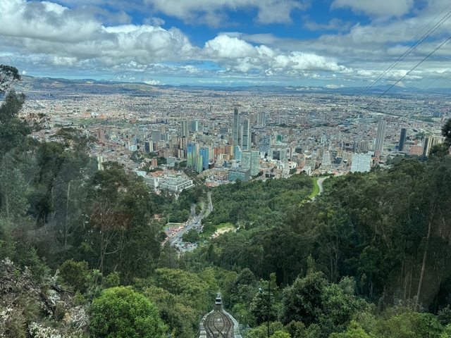       Panoramic view of Bogota cityscape from a high vantage point.
  