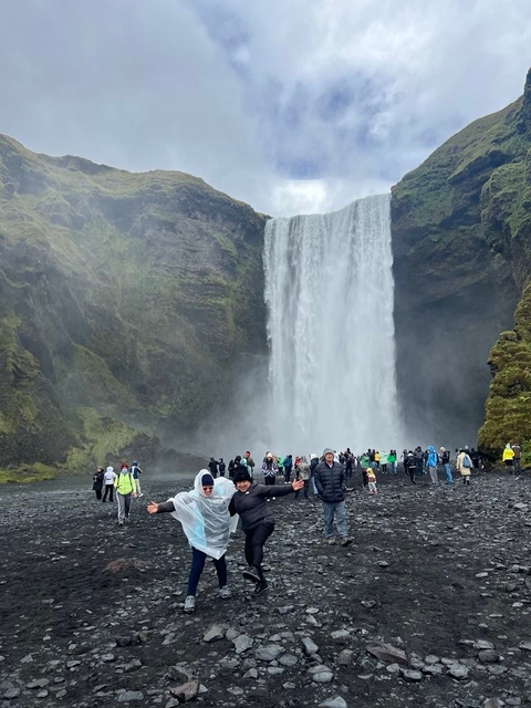       6 Days Iceland | Golden Circle, South Coast, Snæfellsnes, Reykjavik City Tour &amp; Airport Transfer (Group Tour) customer review photo 
  