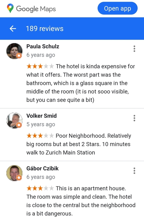 Image of a negative online review in English.