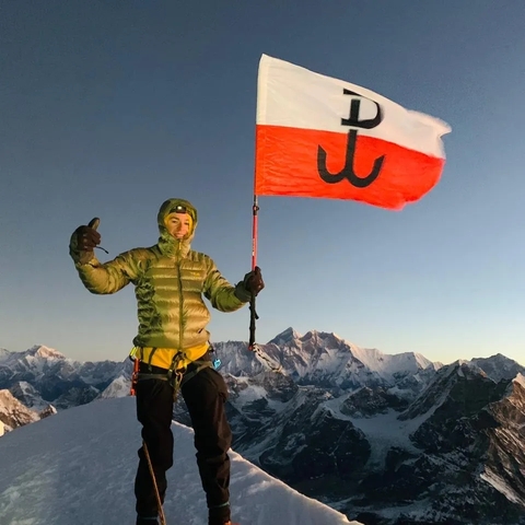       Mera Peak Climbing customer review photo 
  