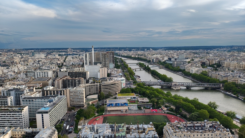 Overhead view of Paris cityscape with the Seine River.