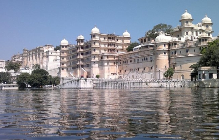       foto de reseña de cliente de Circuito al triángulo de oro con Rajastán y Benarés 
  
