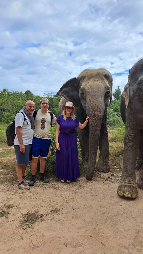       Siem Reap Highlights: 5 Tage private Tour zu Tempeln, Dschungel und schwimmbism Dorf Foto von Kundenbewertung 
  