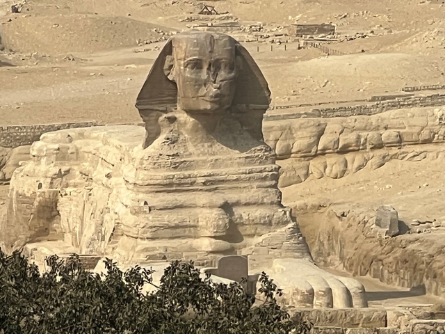       The Sphinx with a desert backdrop.
  