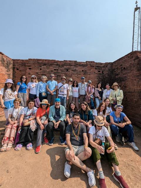 Klantbeoordelingsfoto van Taj Mahal met Boeddhistische Tour 