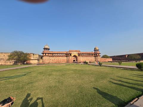       Historical fort with elaborate entrance and gardens.
  