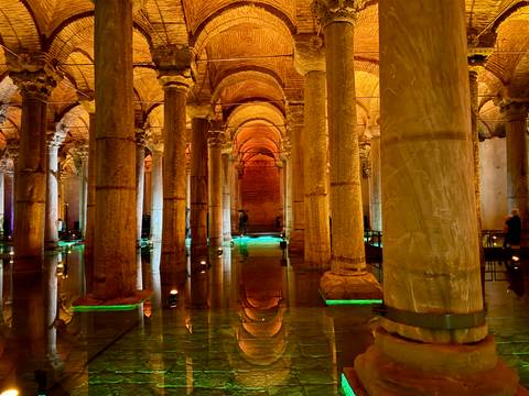 Underground cistern with columns and reflections.