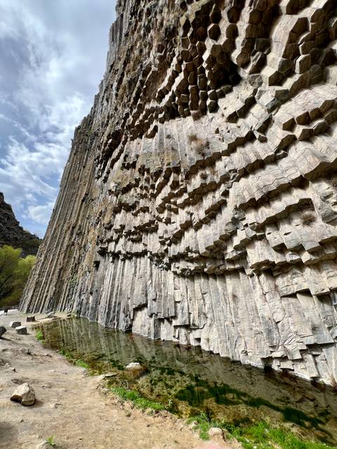       Basalt rock formations with hexagonal columns.
  