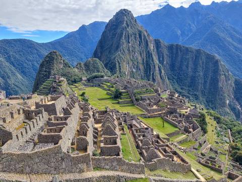       Machu Picchu with clear sky and mountains
  