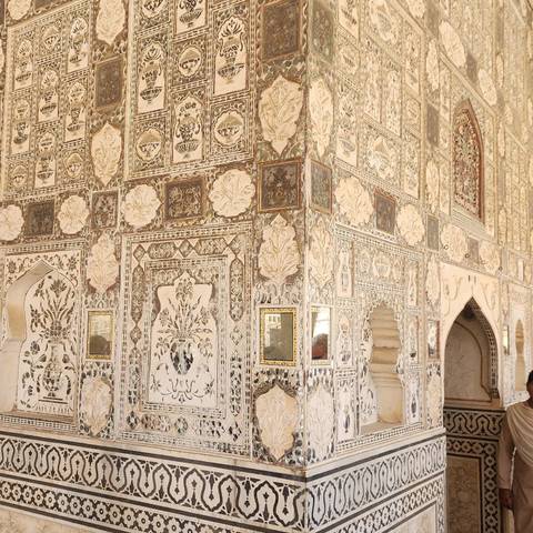 Decorative mirrored arches and walls in Amer Fort, Jaipur.