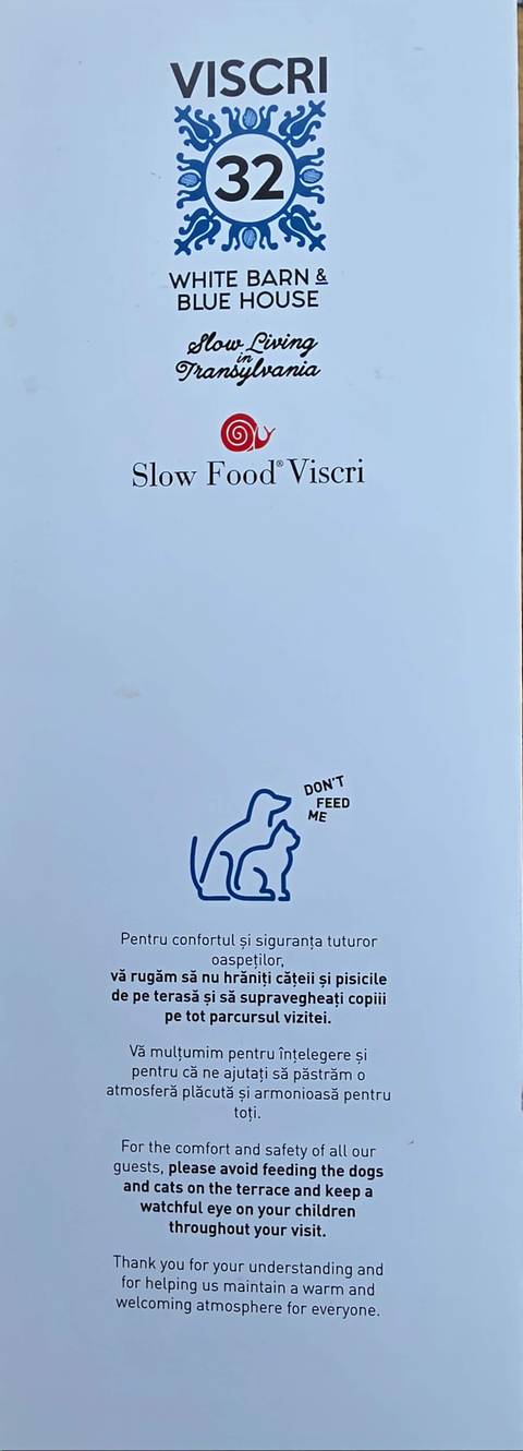       Illustration of a dog and a cat with text 'Don't feed me'.
  