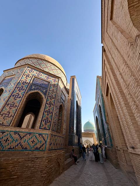       Historical architecture with intricate tilework.
  