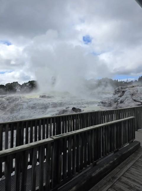       Photo d'avis client sur NOUVELLE ZÉLANDE - 10 jours de découverte des îles du Nord et du Sud 
  