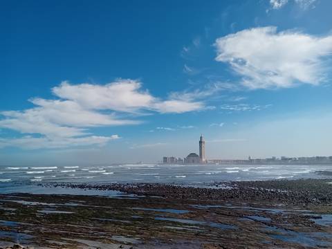       Ocean view with Hassan II Mosque in the distance.
  