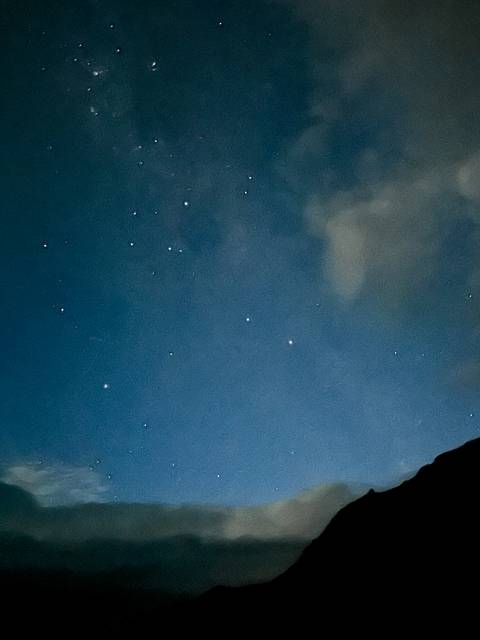       Night sky with visible stars.
  