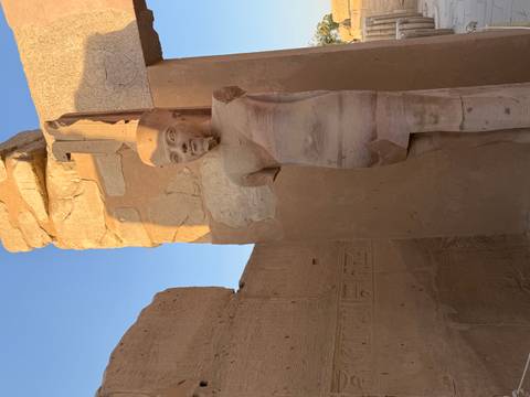 8 Tage Pyramiden (GEM Besuch) und Nilkreuzfahrt Assuan - Abu Simbel - Luxor - Hurghada Foto von Kundenbewertung 