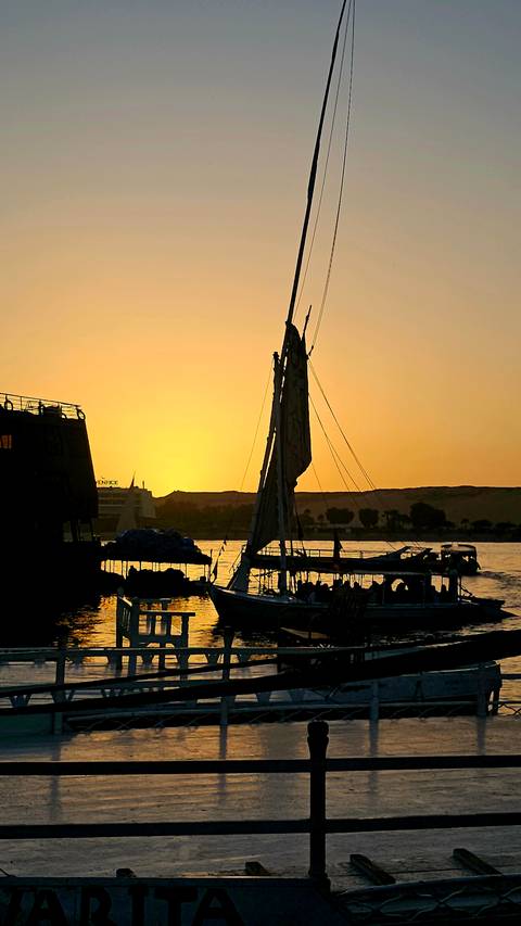       Photo d'avis client sur Circuit de luxe vers les pyramides d'Égypte et la mer Rouge d'Hurghada - 10 jours 
  