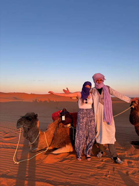       Photo d'avis client sur 6 jours de merveilles Route des nomades Ville bleue et Dunes d'or 
  