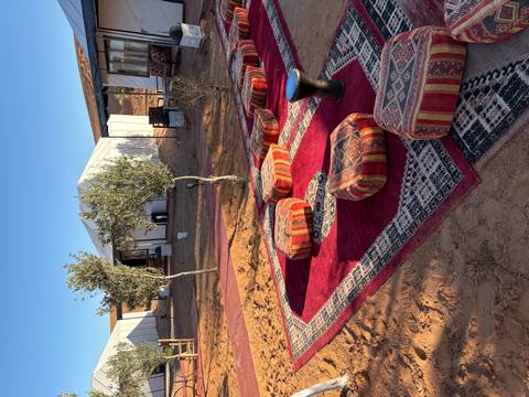       Photo d'avis client sur 6 jours de merveilles Route des nomades Ville bleue et Dunes d'or 
  