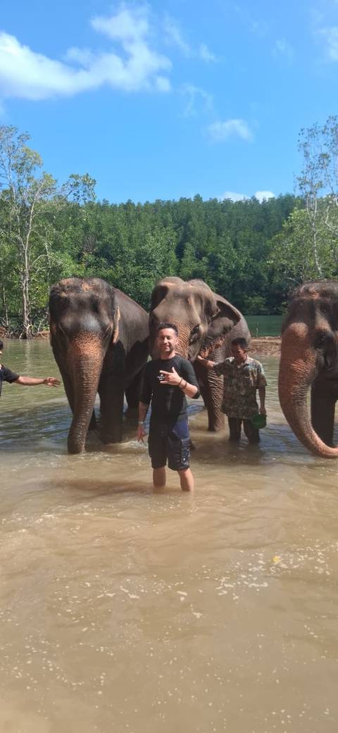       foto de reseña de cliente de De isla en isla por Tailandia en 9 días 
  