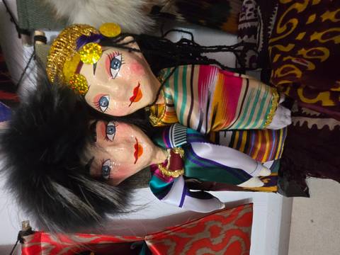       foto de reseña de cliente de Los cinco estados de la Ruta de la Seda 
  