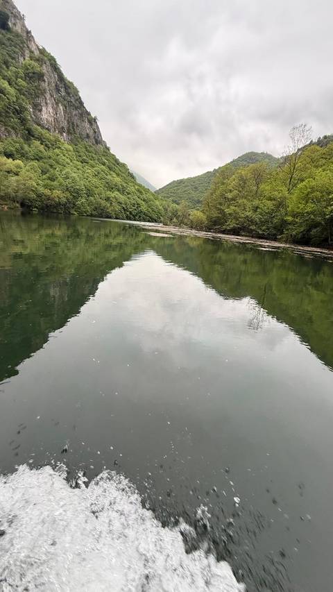       foto de reseña de cliente de Odisea por los Balcanes: 8 países en 12 días - Serbia, Bosnia y Herzegovina, Croacia, Montenegro, Kosovo, Albania, Macedonia del Norte y Bulgaria 
  