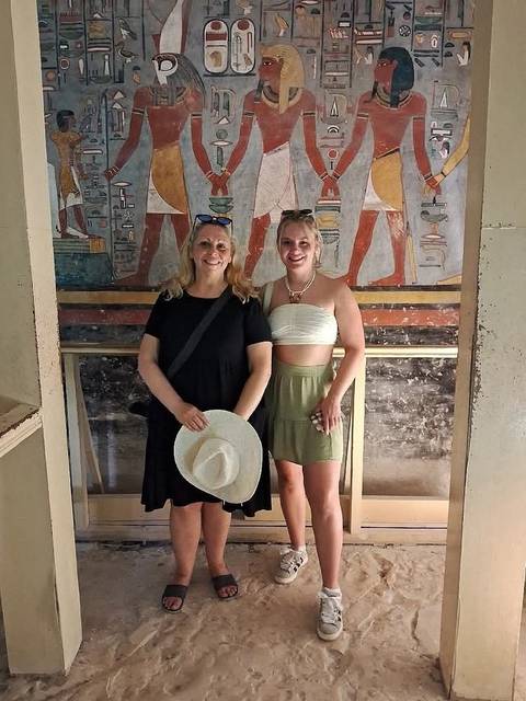       Photo d'avis client sur Égypte : Circuit privé de 5 jours, croisière sur le Nil, vols et montgolfière 
  