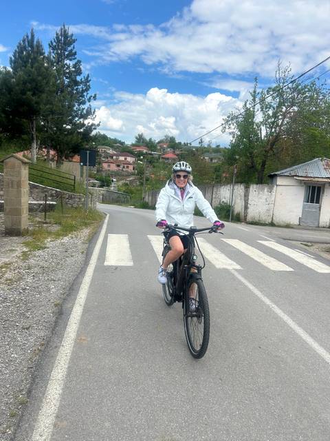       Photo d'avis client sur Cyclotourisme en Albanie 
  