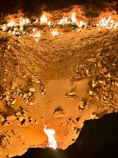       Photo d'avis client sur Voyage aux cinq Stans - Explorer les merveilles de l'Asie centrale, 15 jours 
  