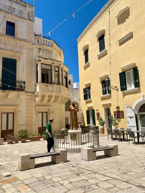       Photo d'avis client sur Magnifiques Pouilles, Italie du Sud et Sicile 
  