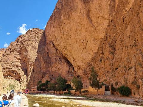       Photo d'avis client sur DE MARRAKESH A FES : 5 jours d'excursion dans le désert 
  