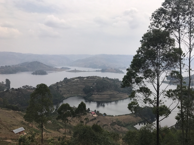 A panoramic view of a mountainous lake region.