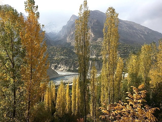       foto de reseña de cliente de Circuito de Otoño a Hunza y el Valle de Phandar - Pakistán 
  