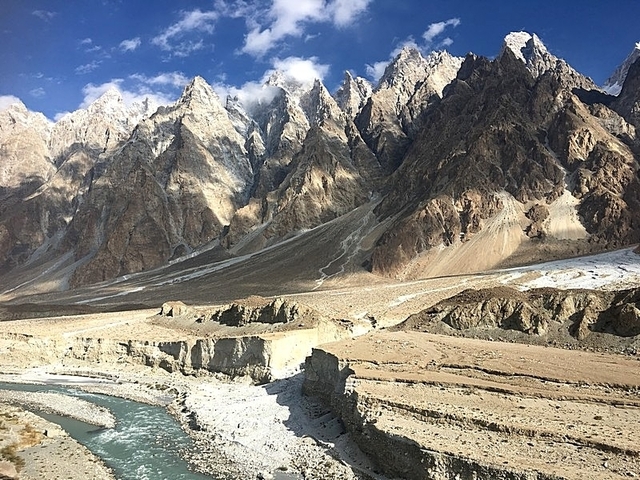       foto de reseña de cliente de Circuito de Otoño a Hunza y el Valle de Phandar - Pakistán 
  