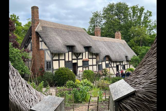 England visual data 6