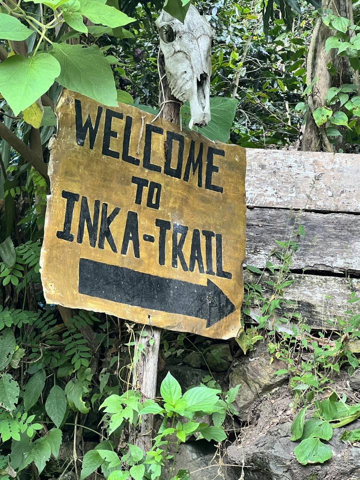 Sign for Welcome to Inka-Trail.