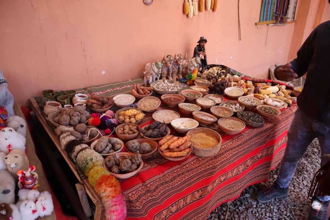 Afficher un tableau des différents types d'aliments et d'ingrédients.