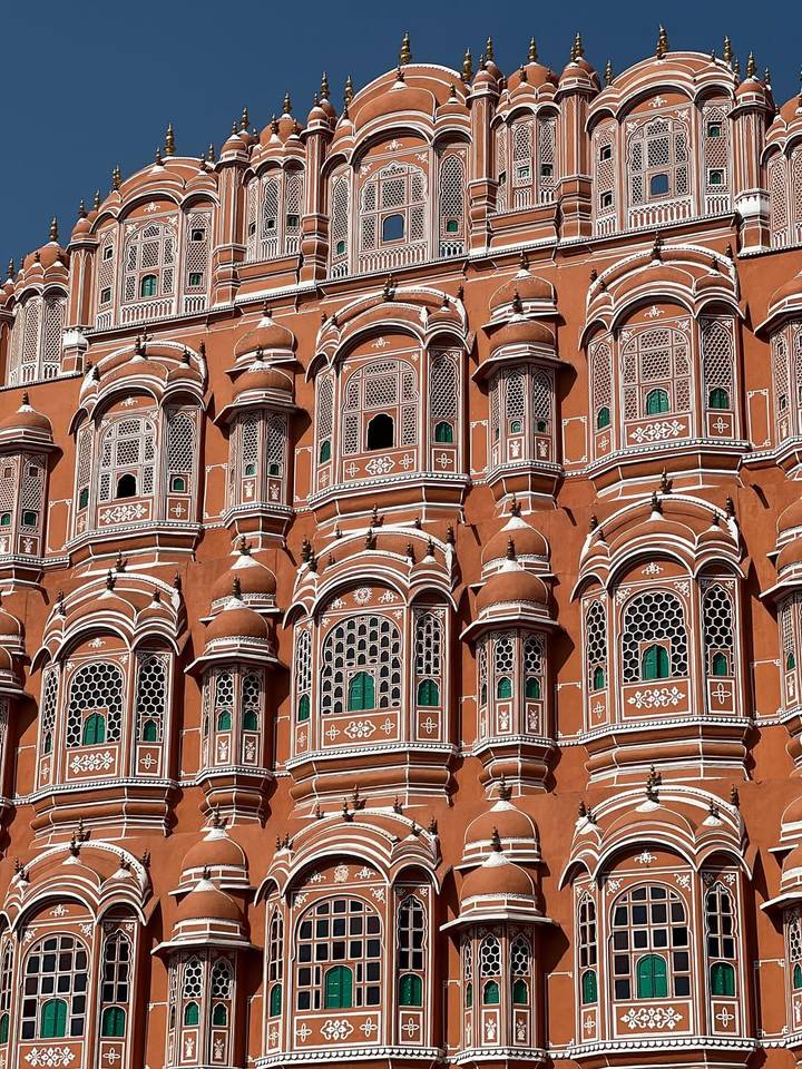 Façade du Hawa Mahal à Jaipur, Inde.