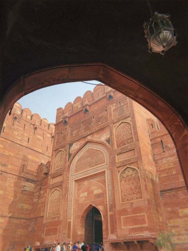 Détails architecturaux du Fort d'Agra en grès rouge.