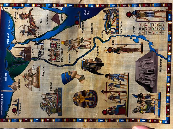 Illustrated tourist map of Egypt highlighting major ancient sites along the Nile.