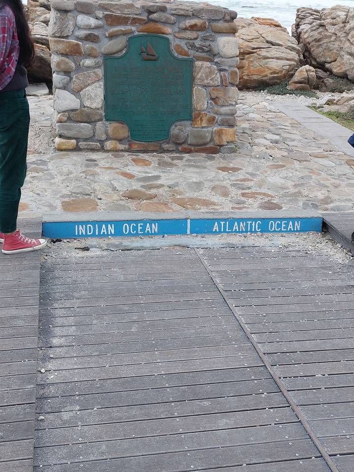 Plaque marking the division between Atlantic and Indian Oceans.