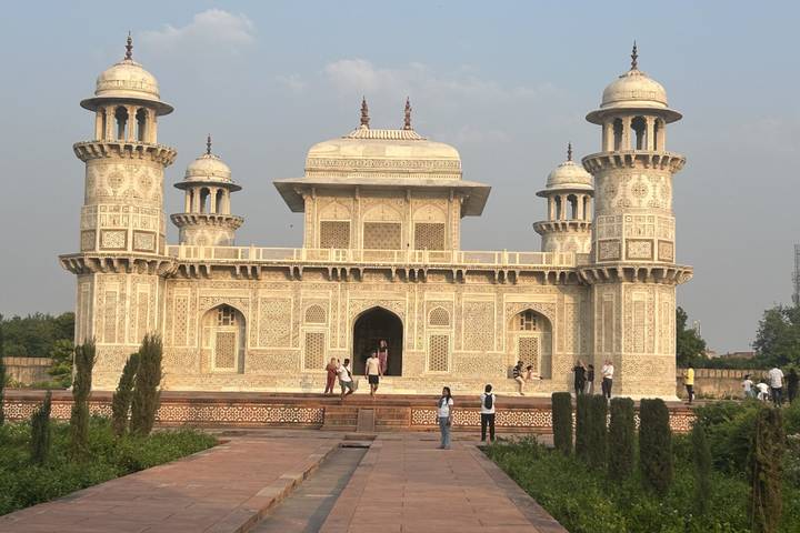 Itinerary Image 1