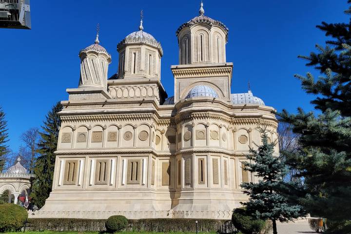 Itinerary Image 2