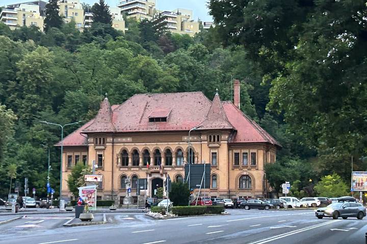 Itinerary Image 2