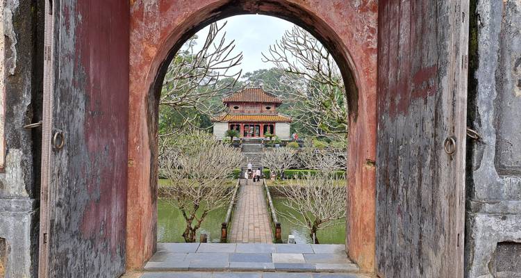Vietnam and Cambodia - 14 Days. Departure every Saturday and Sunday from Hanoi - Legend Travel Group 9