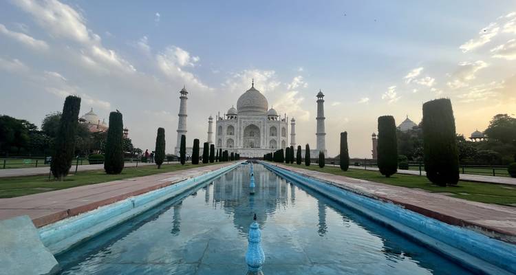 Taj Mahal Overnight Tour From Delhi By Car - Taj tour trips 7