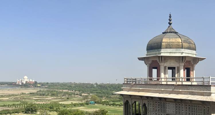 Taj Mahal Overnight Tour From Delhi By Car - Taj tour trips 9