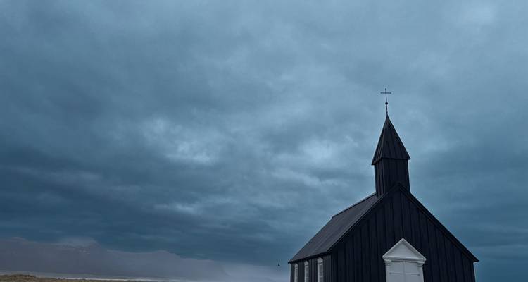 3 Day Winter Package with Golden Circle, South Coast & Aurora - BusTravel Iceland 7